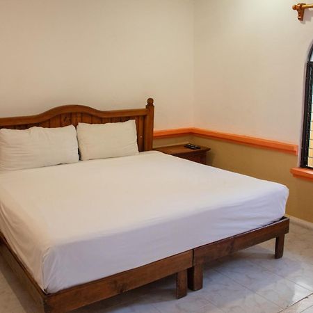 Hotel Vista Caribe 5Ta Av A 5 Pasos De La Playa Плайя-дель-Кармен Екстер'єр фото