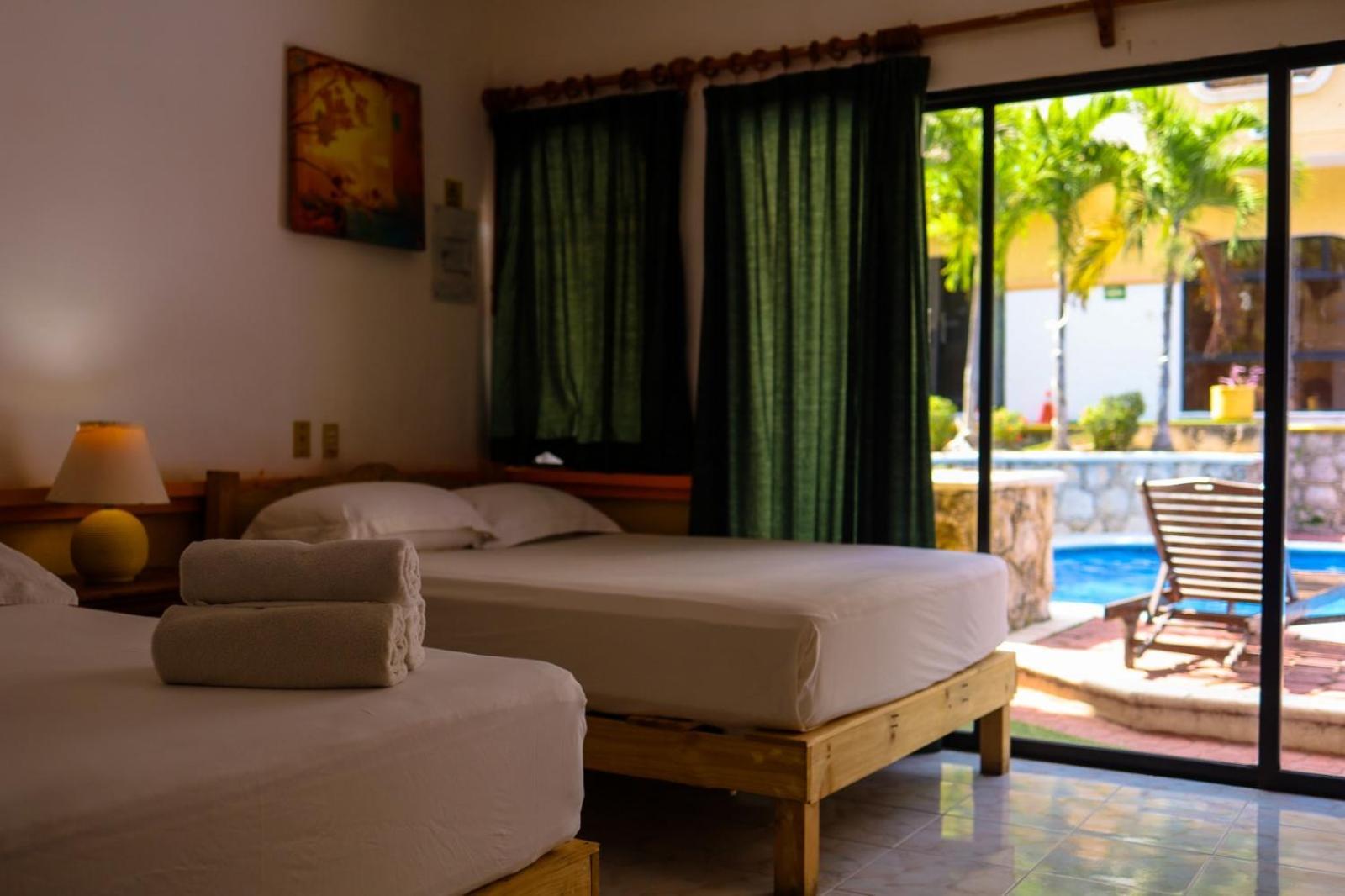 Hotel Vista Caribe 5Ta Av A 5 Pasos De La Playa Плайя-дель-Кармен Екстер'єр фото