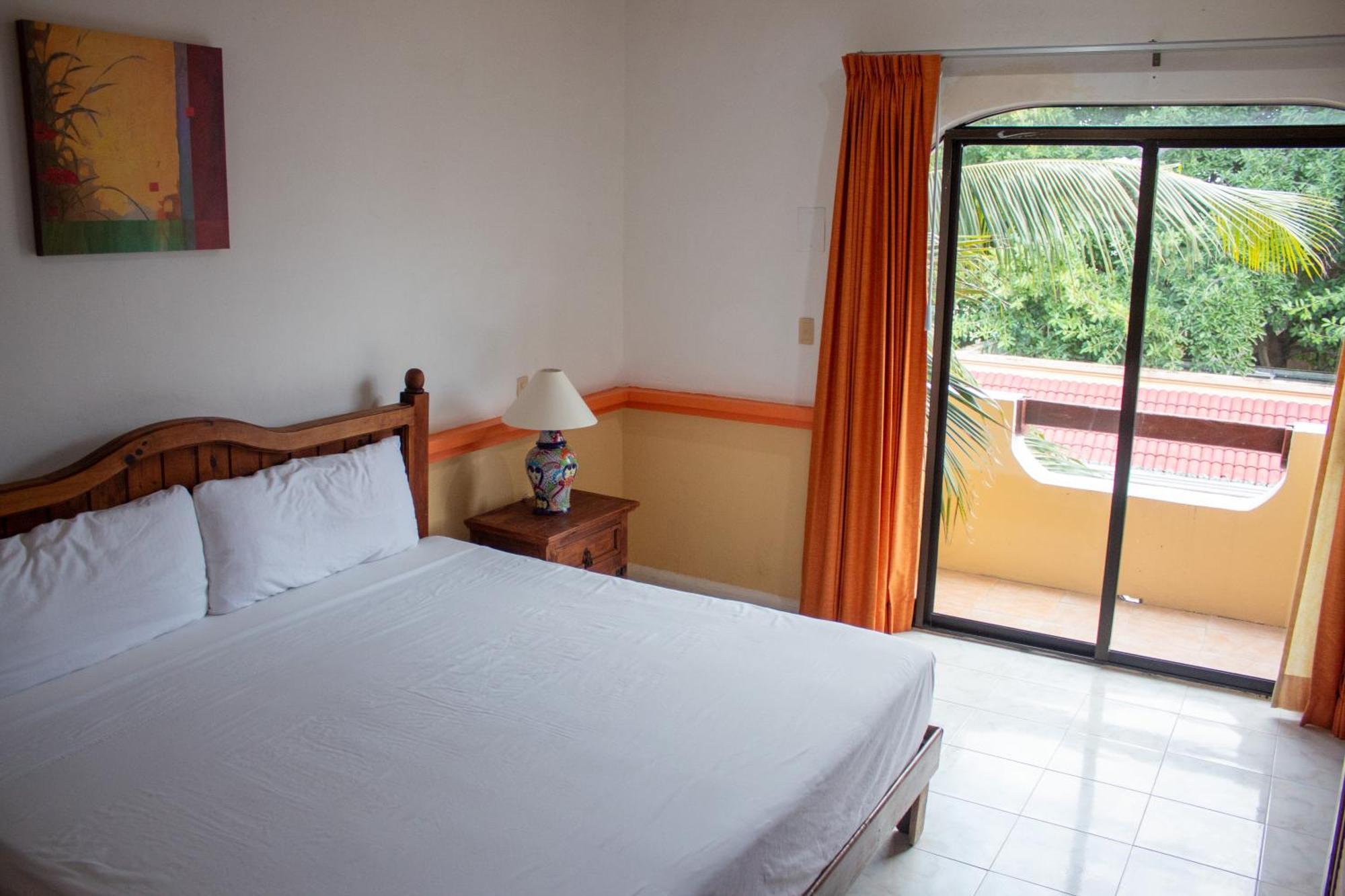 Hotel Vista Caribe 5Ta Av A 5 Pasos De La Playa Плайя-дель-Кармен Екстер'єр фото