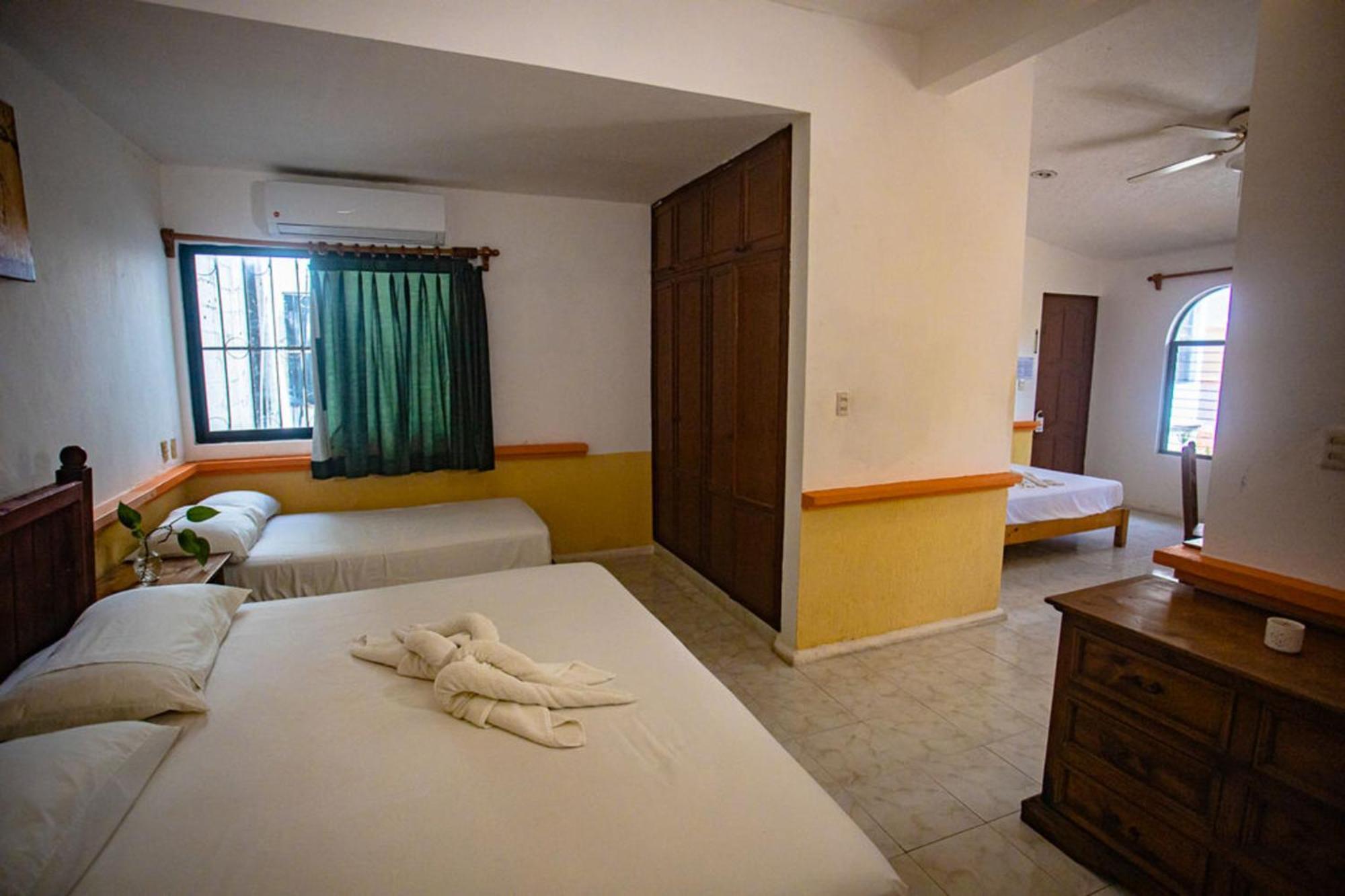 Hotel Vista Caribe 5Ta Av A 5 Pasos De La Playa Плайя-дель-Кармен Екстер'єр фото